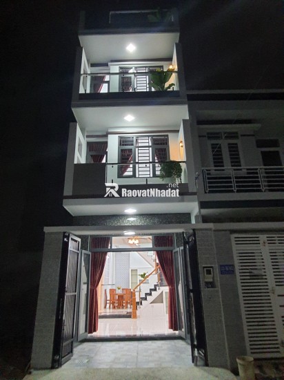 Bán nhà mới đường số 8 Linh Xuân Thủ Đức ,LH 0909428959.
